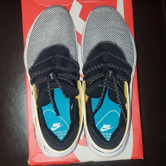 Nike Air Flight Huarache Ultra N7 shoes - Picture 3 of 6